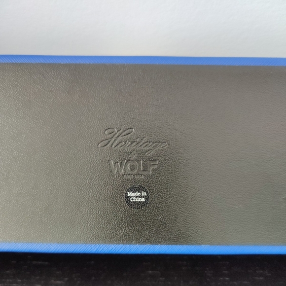 WOLF heritage Safe Deposit Jewelry Organizer Box With Compartment and Lock Blue - Picture 13 of 16